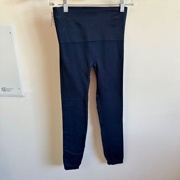 Spanx Navy Seamless Leggings Workout New Medium - Picture 5 of 5